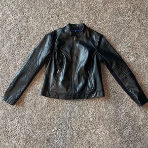 Apt 9 faux leather jacket size med